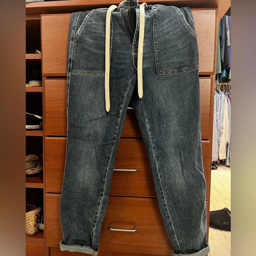 Judy Blue Jogger size 5